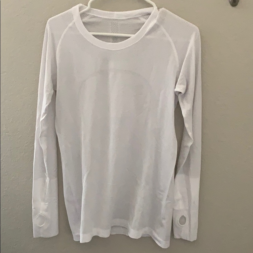 Lululemon long sleeve swiftly
